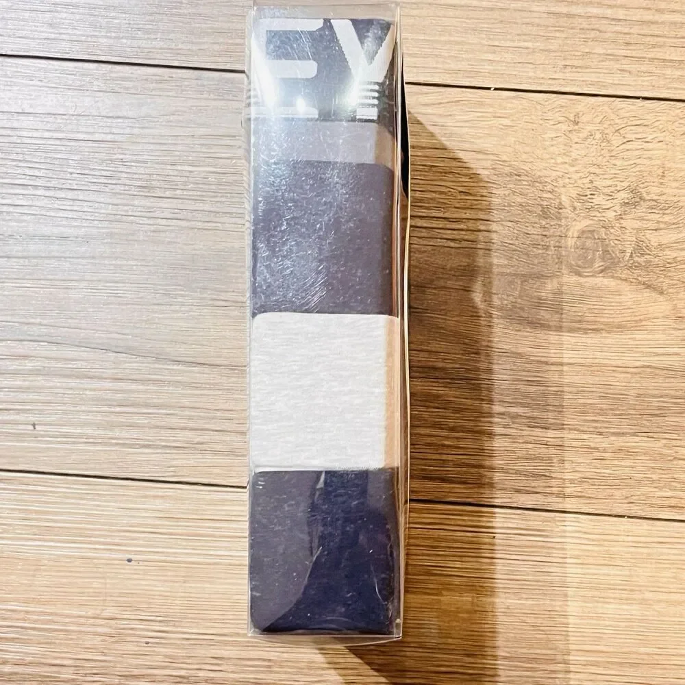 Jockey light package size