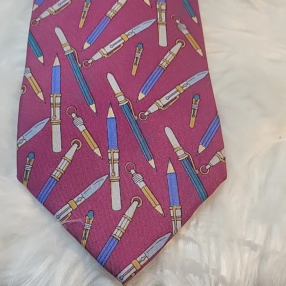 Gucci unique burgundy
