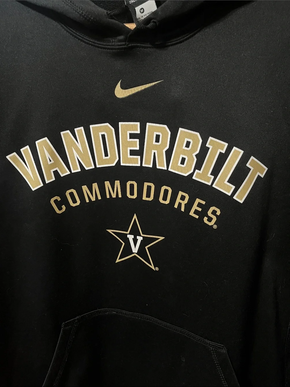 Nike men pullover