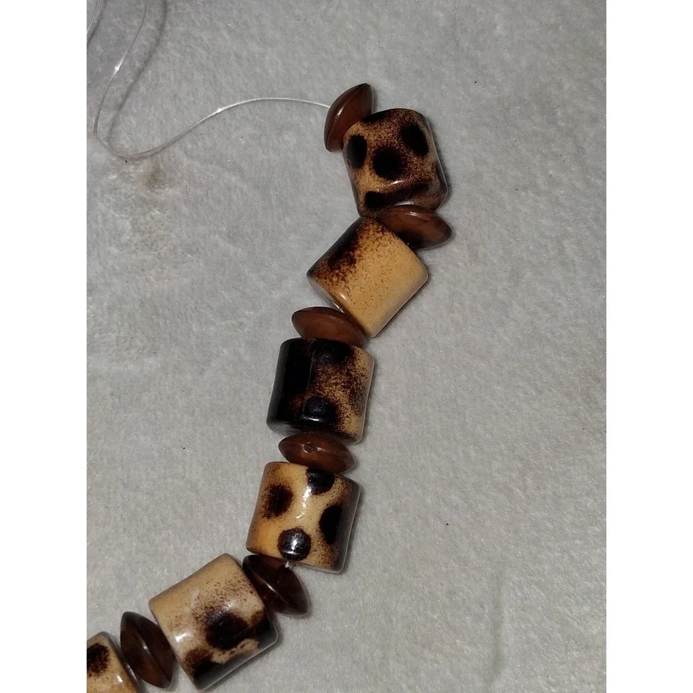 Tan Brown Spotted Ceramic Bead Necklace Chunky Barrel Beads Vintage Style