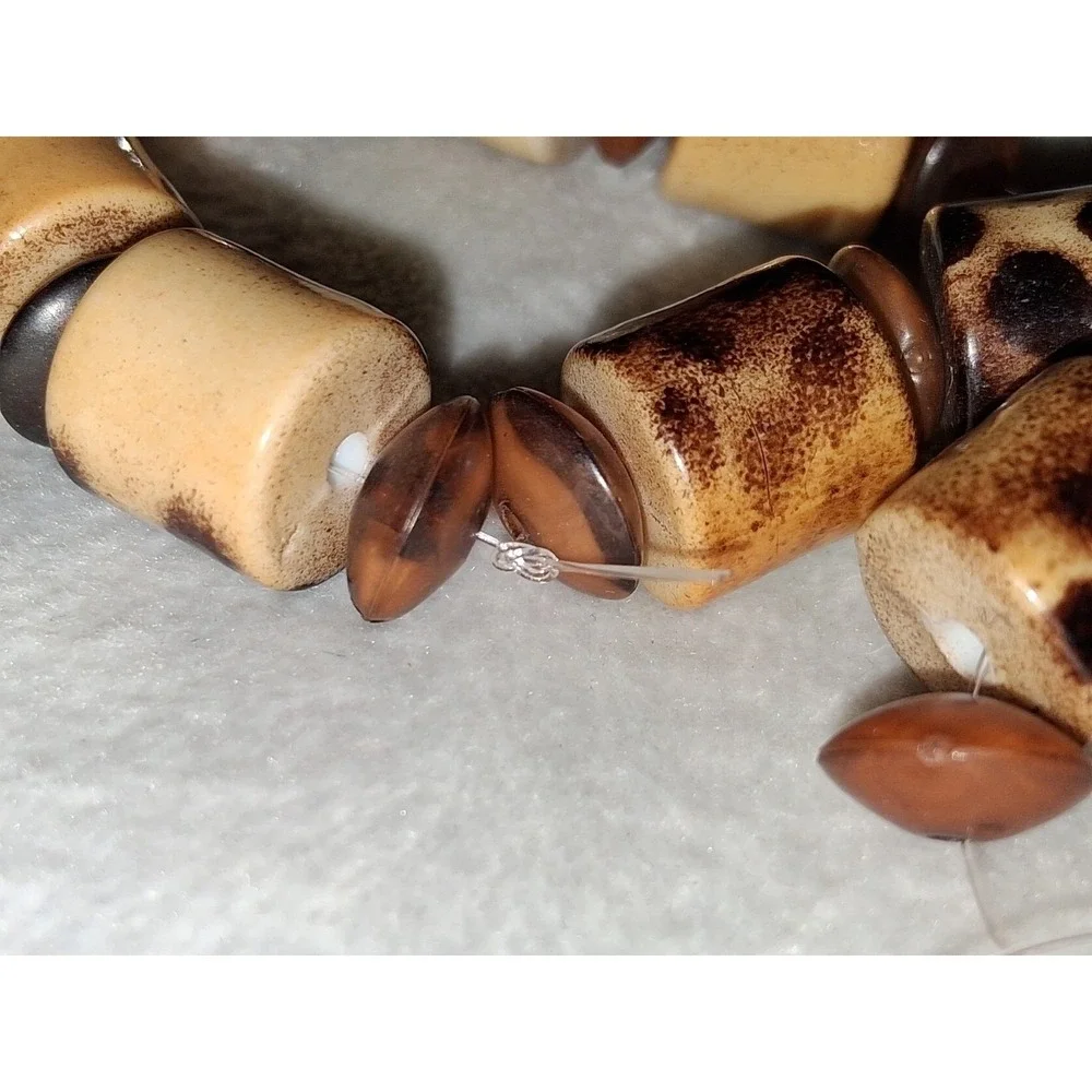 Tan Brown Spotted Ceramic Bead Necklace Chunky Barrel Beads Vintage Style