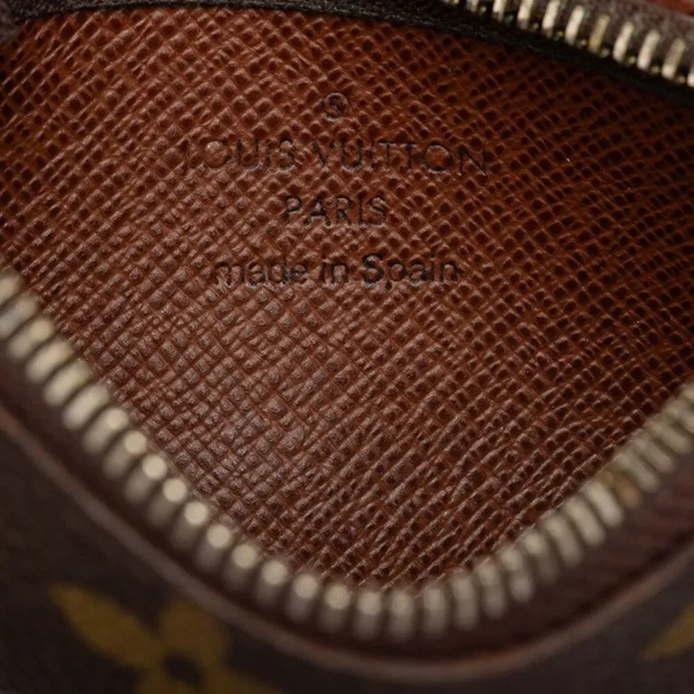 LOUIS VUITTON delivery duty