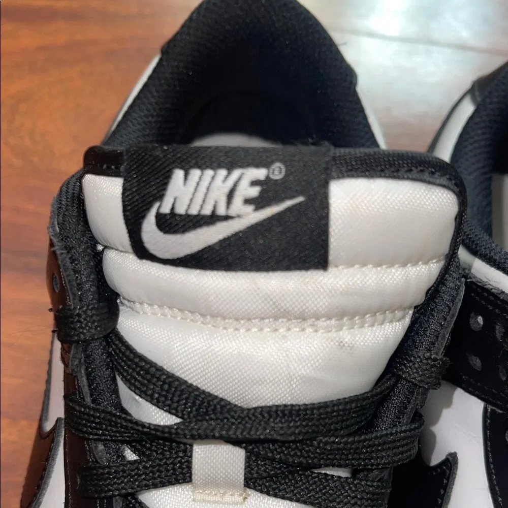 Nike classic low