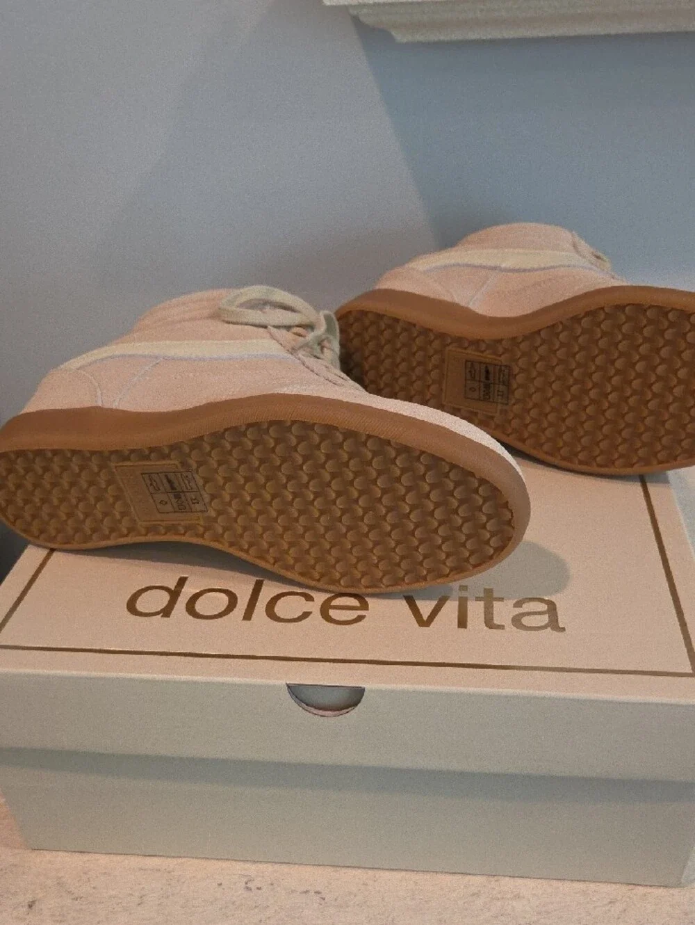 Dolce Vita new box