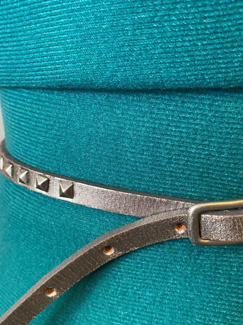 N/A silver studded