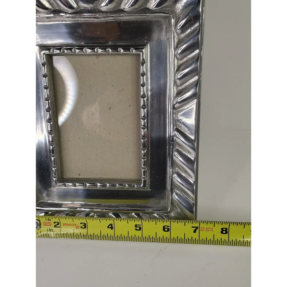 N/A ornate silver