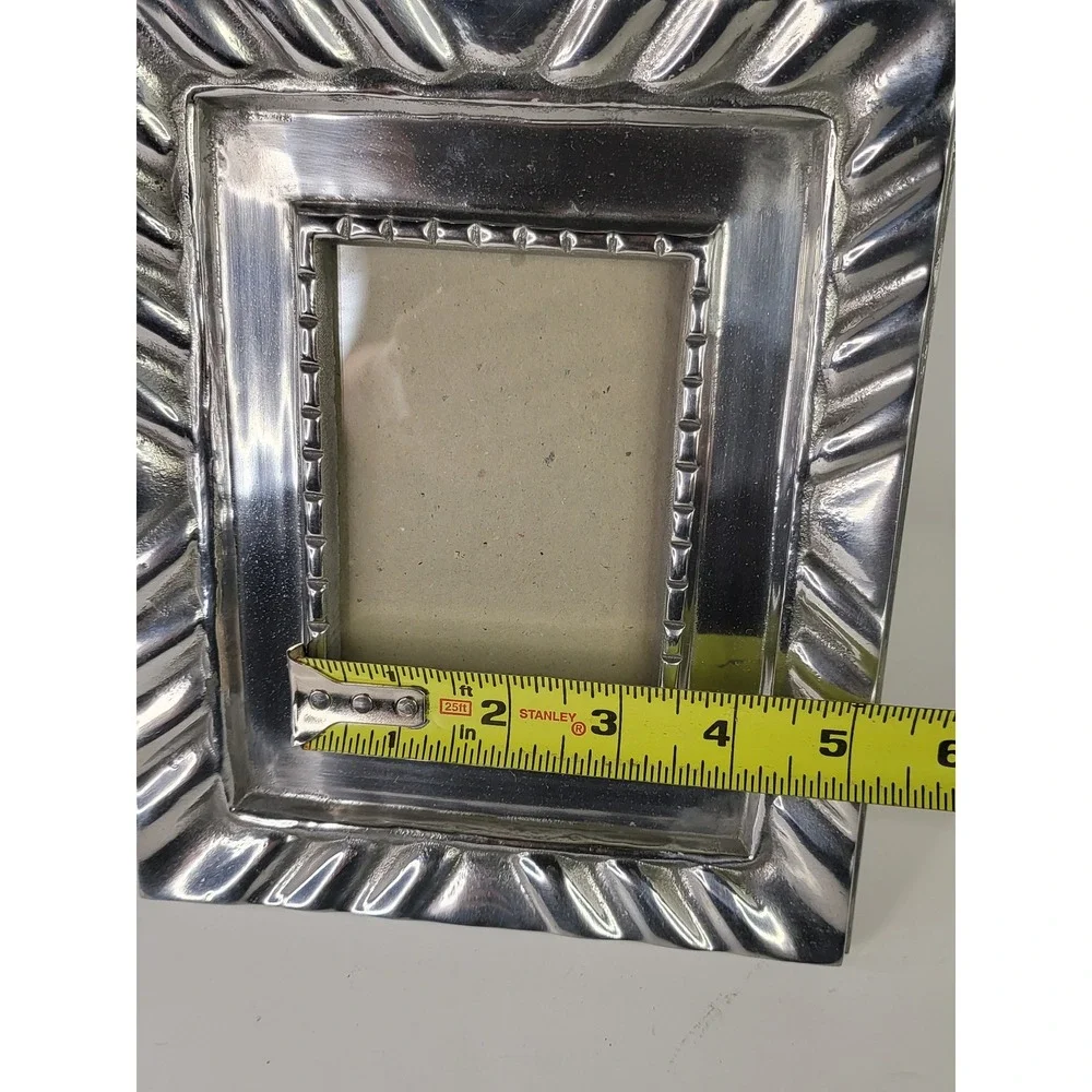N/A ornate silver