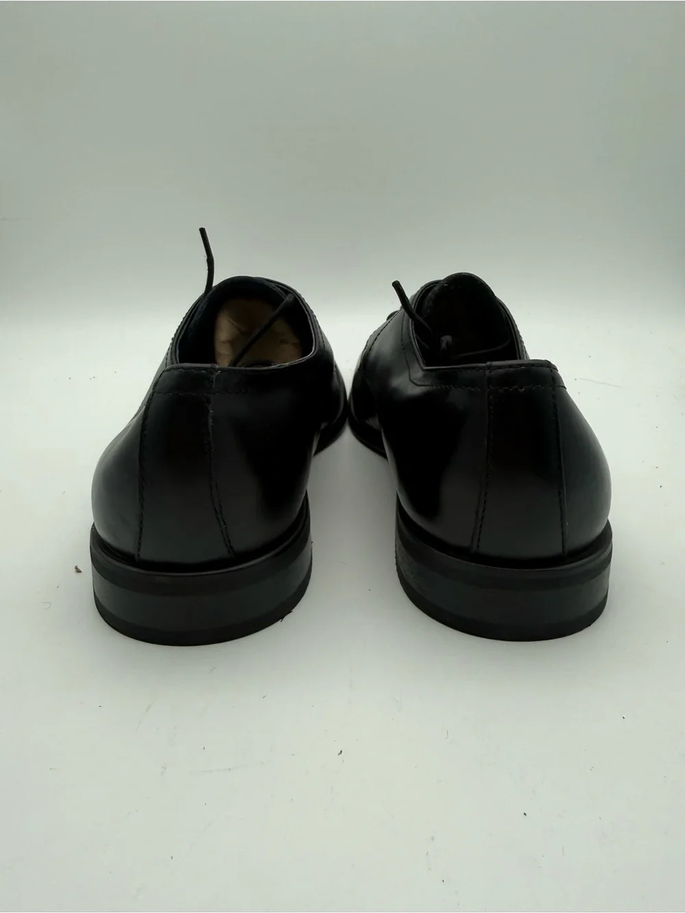 Steve Madden product pair