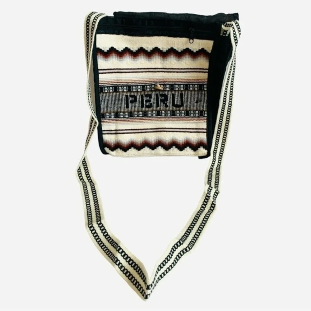 Hand Crafted peru pocket