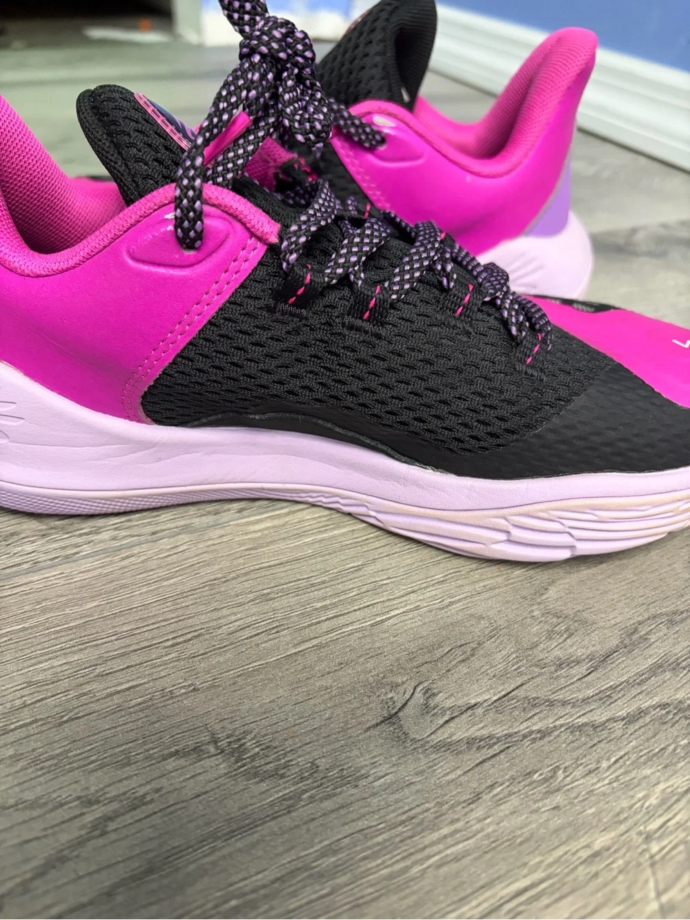 Under Armour cushioned kids