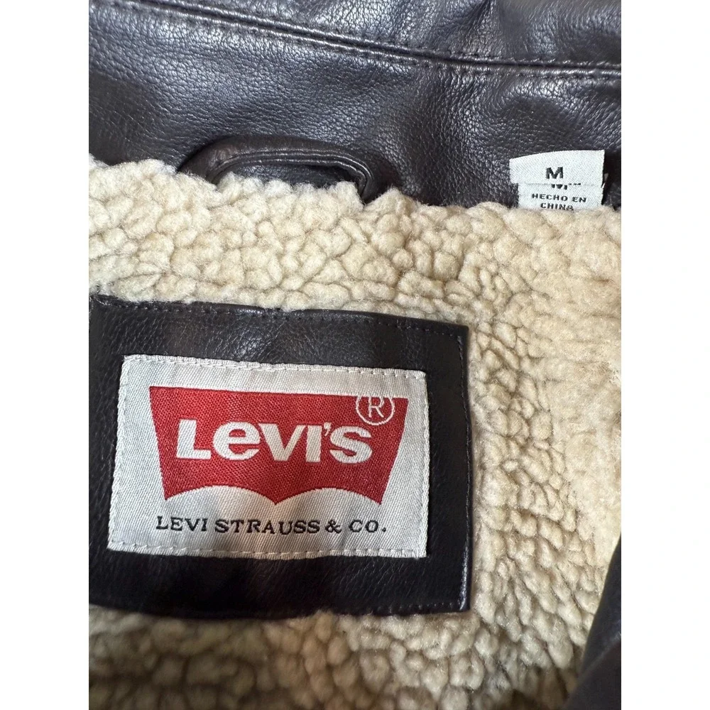Levis levi men