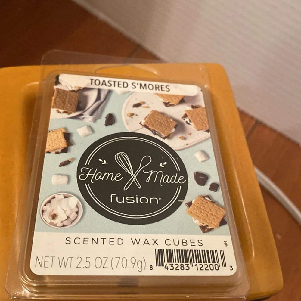 Live Laugh Love ceramic electric wax warmer works