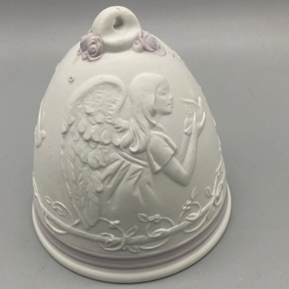 Lladró 2001 Christmas Bell #16718 Porcelain NIB New in Box Sealed