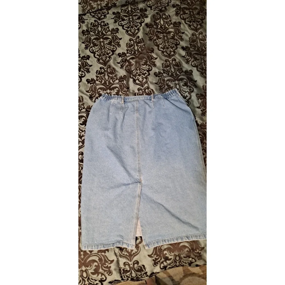 Liz Claiborne this vintage