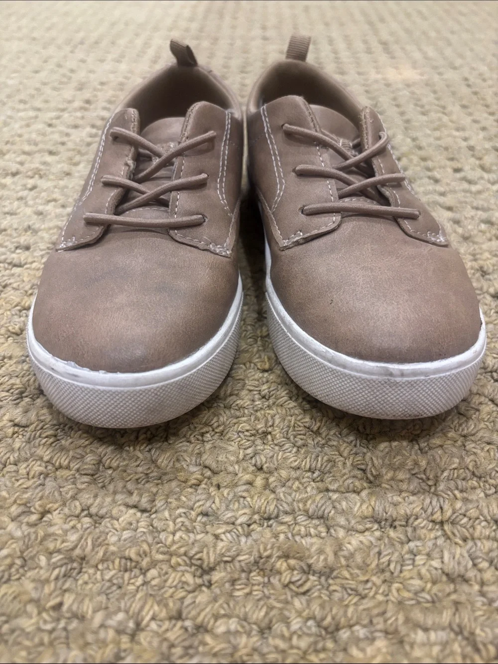 OshKosh Bgosh have sneakers school