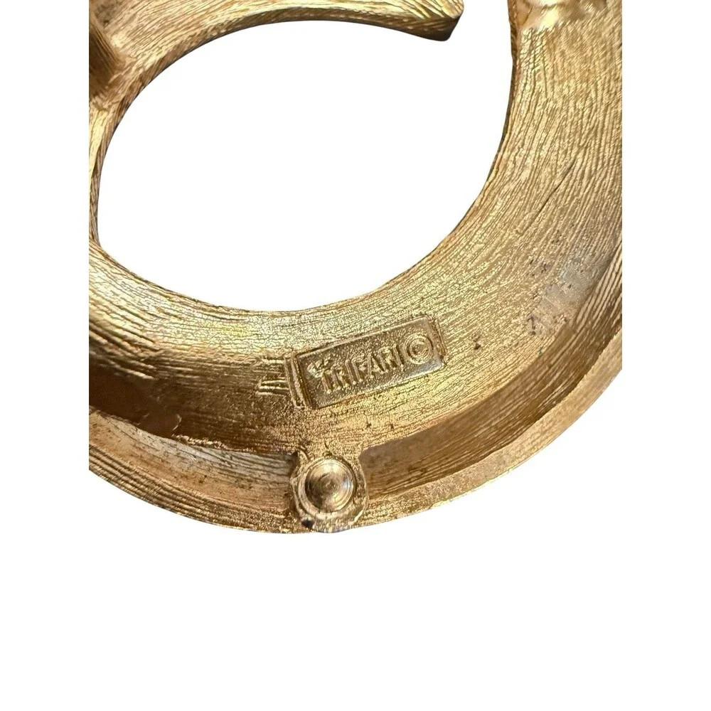 Trifari vintage crown