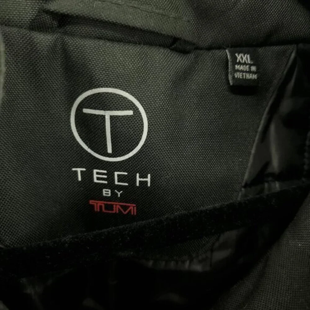 Tumi tech grey