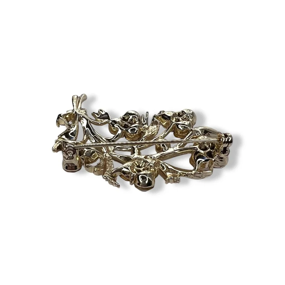 Lisner Jewelry this vintage