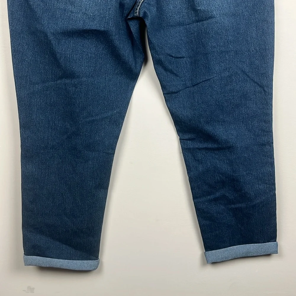 NWT Levi's Womens Boyfriend Fit Jeans‎ - SZ 34
