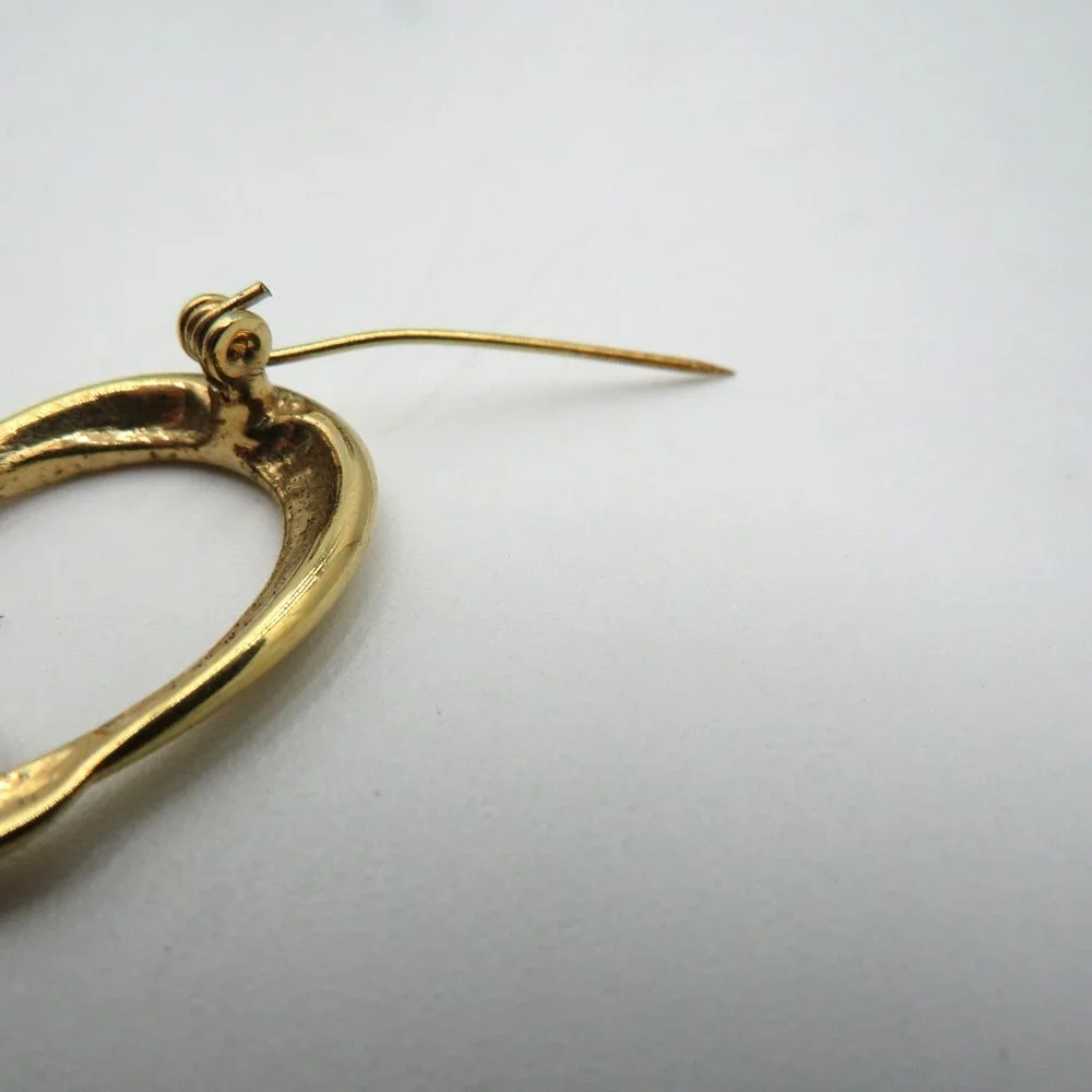 Heart Love Brooch Pin Gold Tone Script Open Heart Cursive Romantic Gift Costume‎