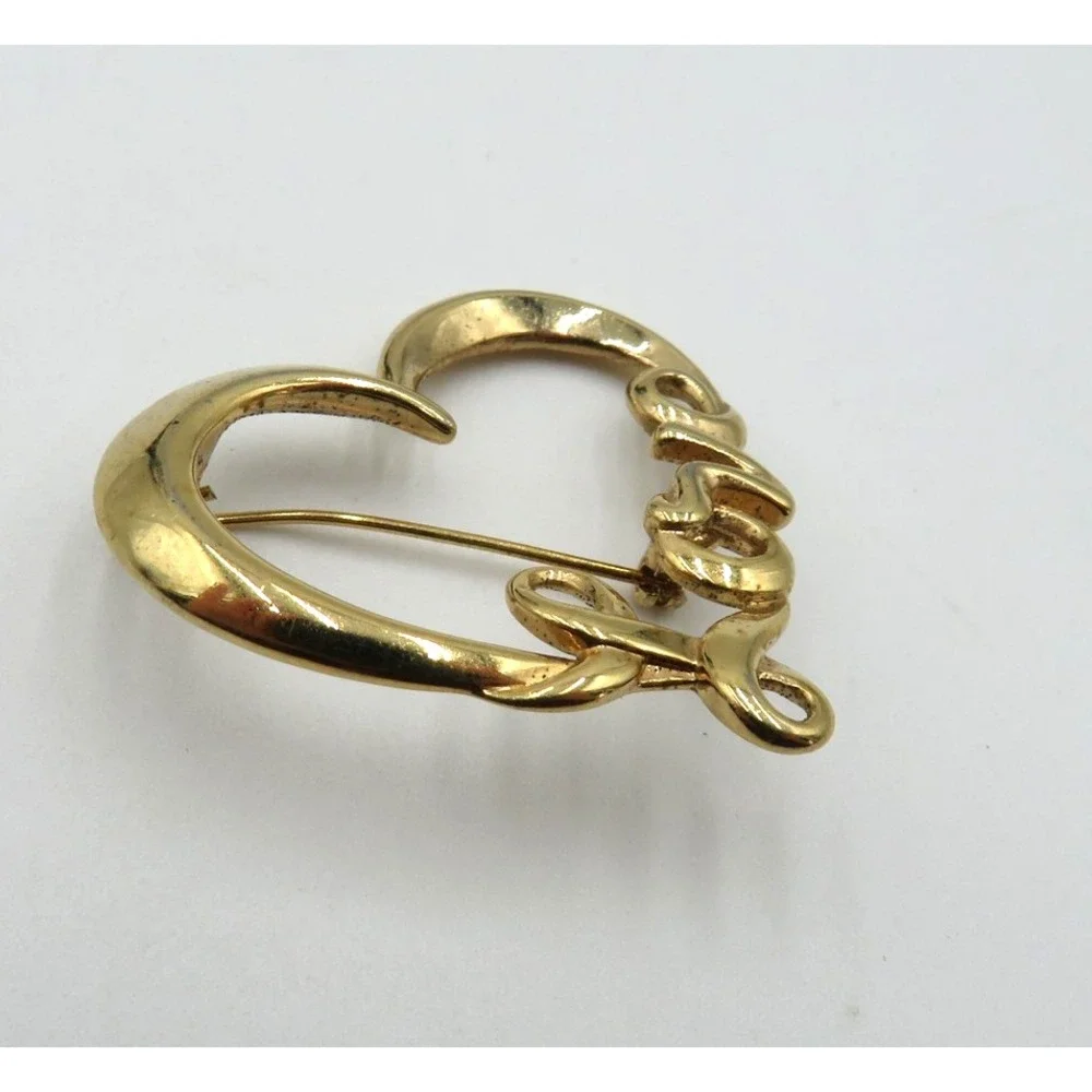 Heart Love Brooch Pin Gold Tone Script Open Heart Cursive Romantic Gift Costume‎