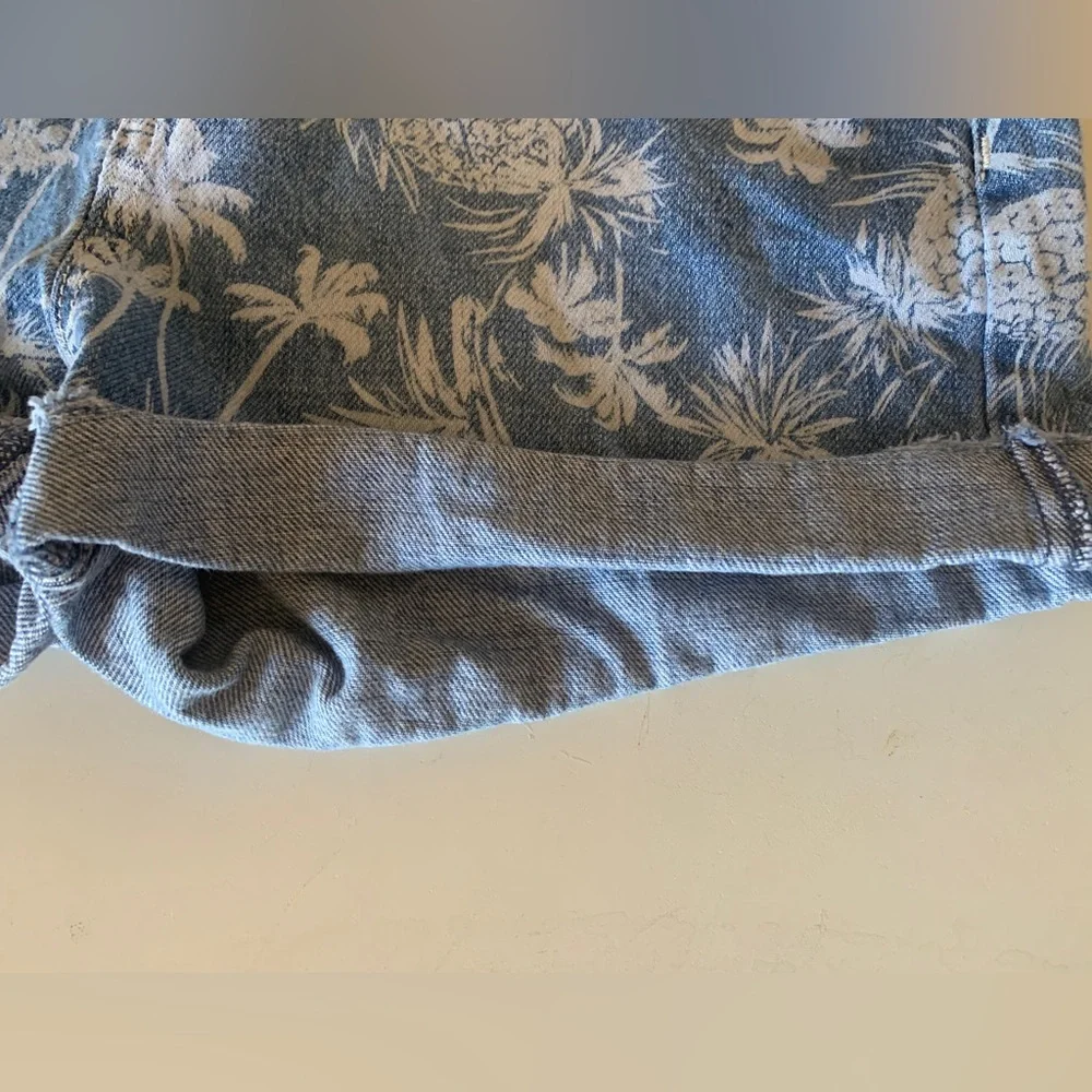 Old Navy fun pair