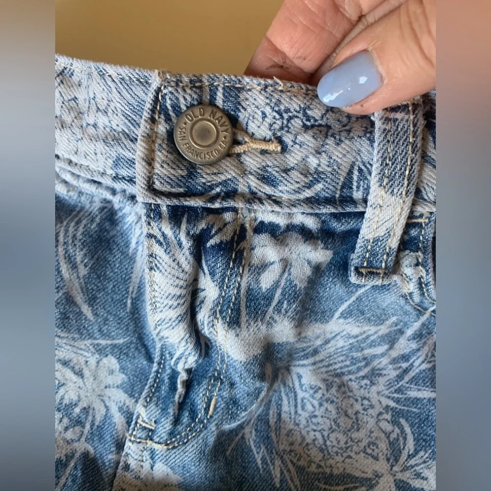 Old Navy fun pair