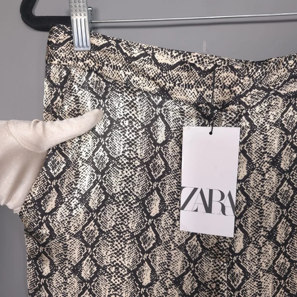 ZARA New Trousers Pants MEDIUM Snake Print Flared Boot HighRise Flowing 7484/231