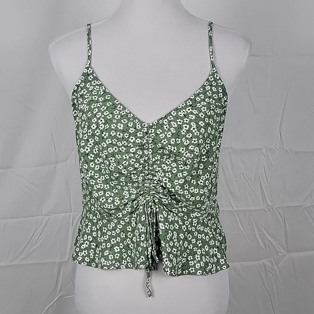 Wild Fable Size L Green Floral Cinch Front Crop Halter Top, Exc. Used Condition