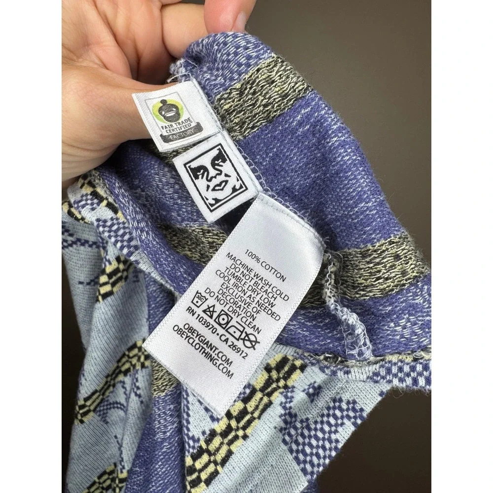 Obey knit crop