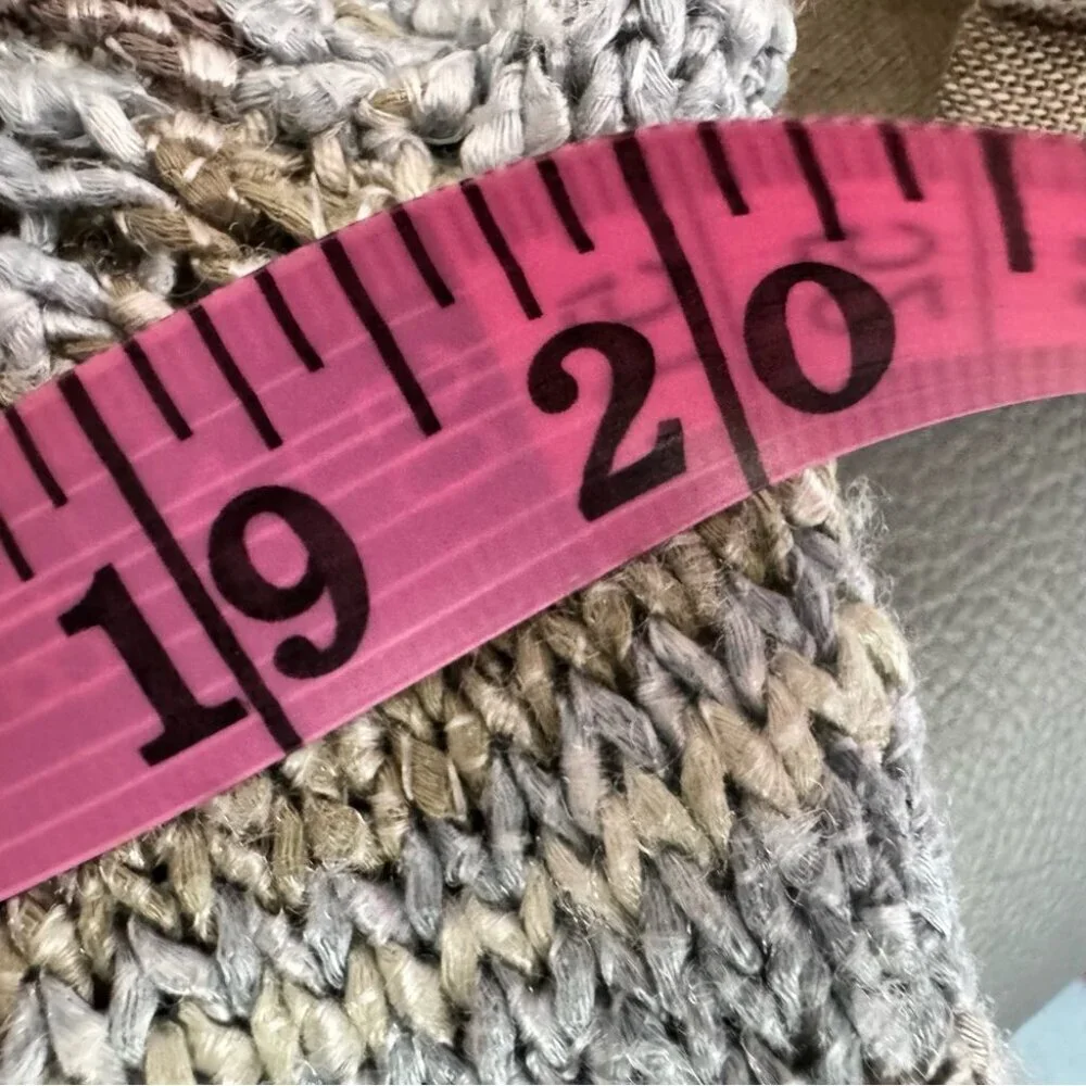 N/A stunning knit