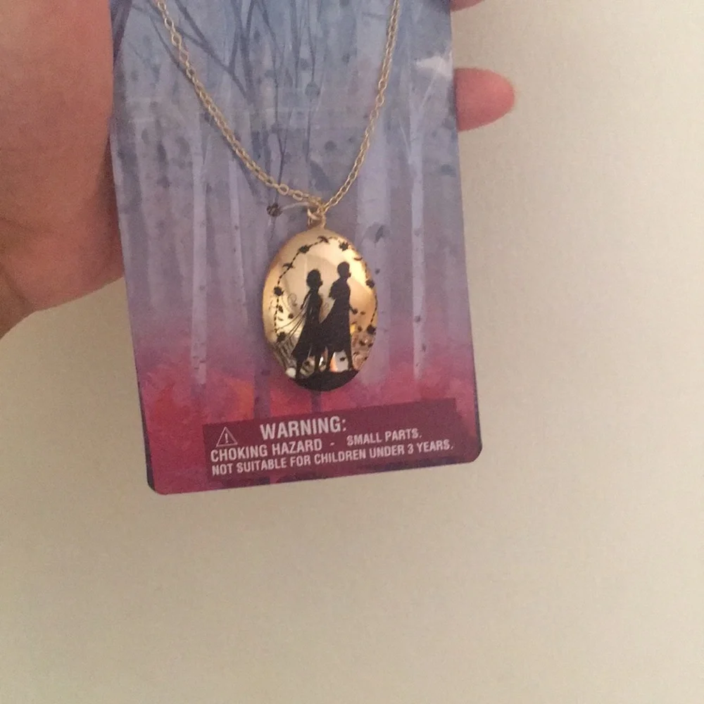 Disney frozen locket