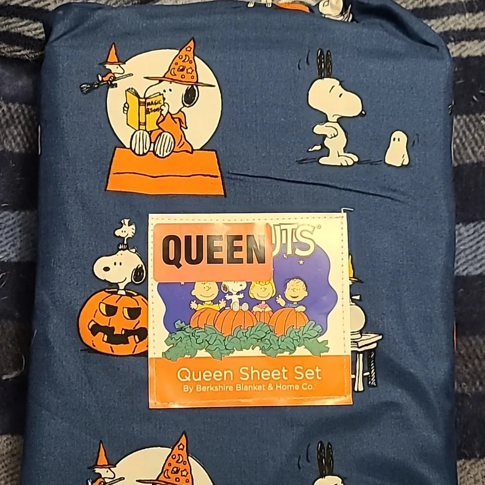 Peanuts Snoopy Pumpkin Halloween Navy Queen Blue Sheet Set NWT by Berkshire