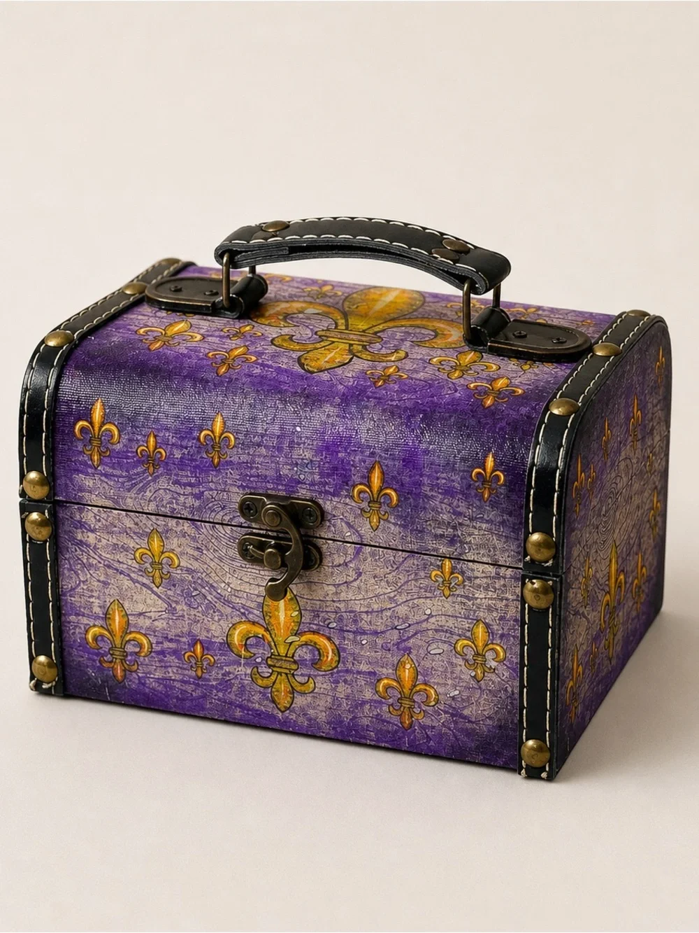 N/A decorative trinket