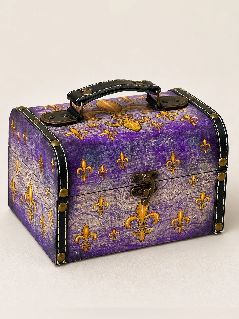 N/A decorative trinket