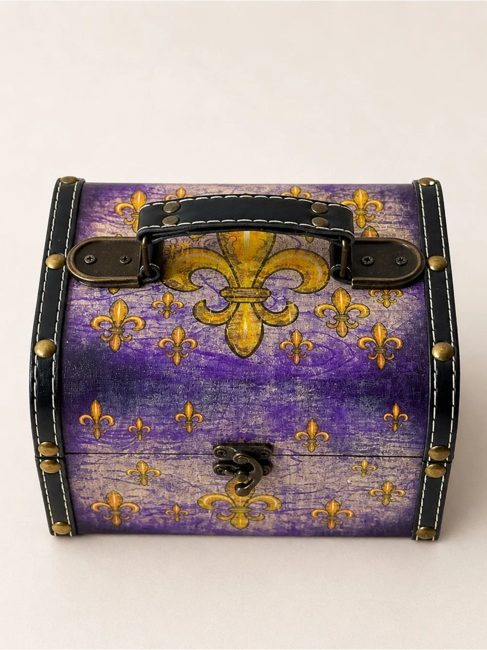 N/A decorative trinket