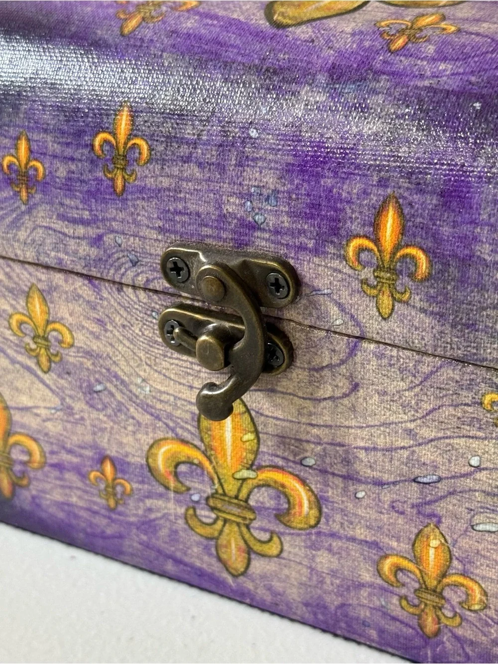 N/A decorative trinket