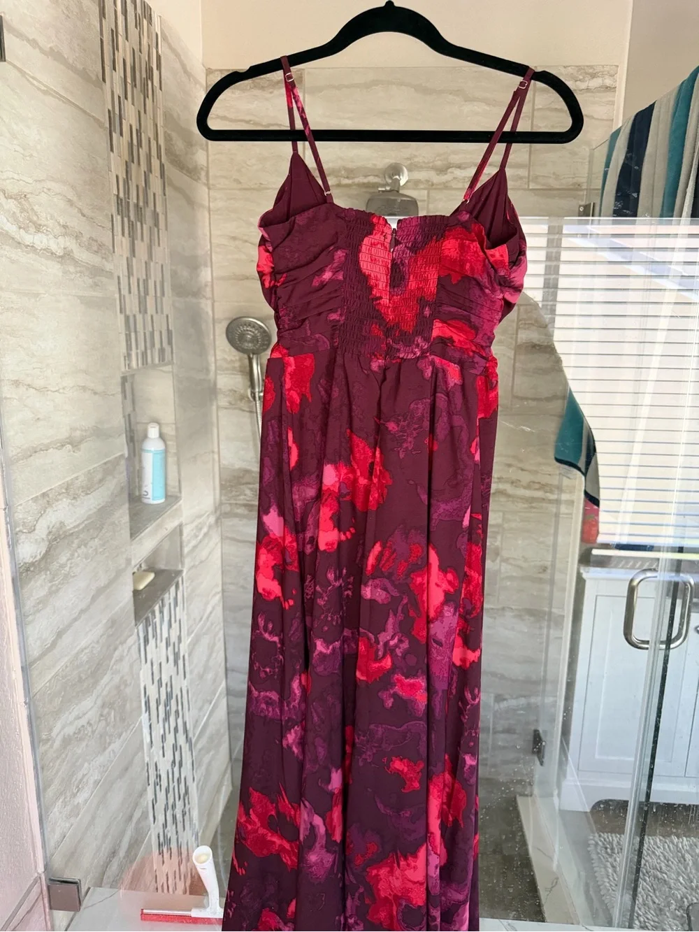 Abercrombie & Fitch elegant red