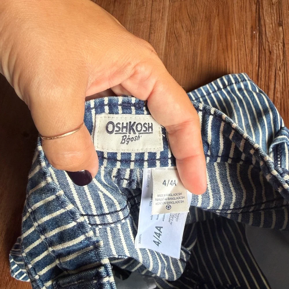 Osh kosh Striped Blue kids Shorts