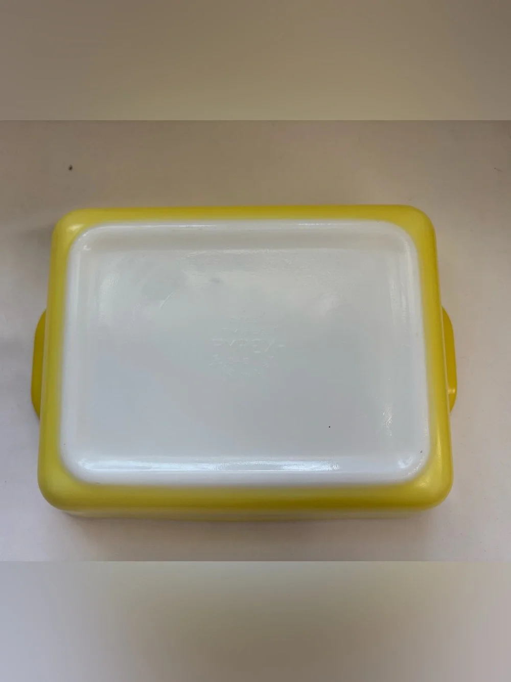 Pyrex yellow rectangular