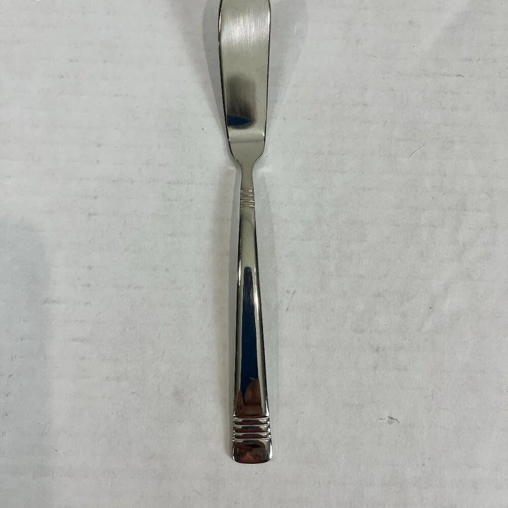 Reed & Barton Longwood Butter Knife, 7.25