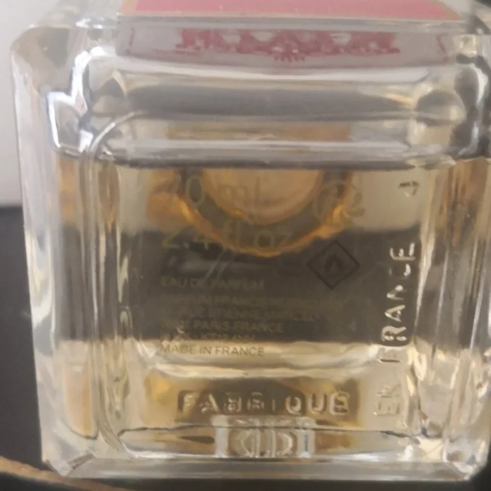 BACCARAT only sample