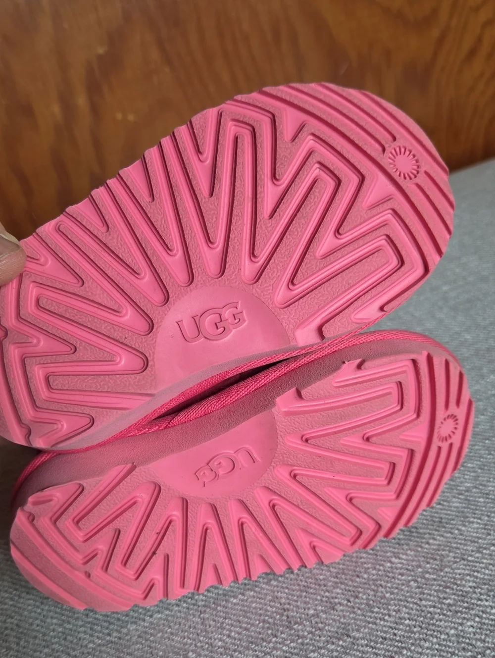UGG Kids Bright Pink Suede Slip-On Clogs with Heel Strap