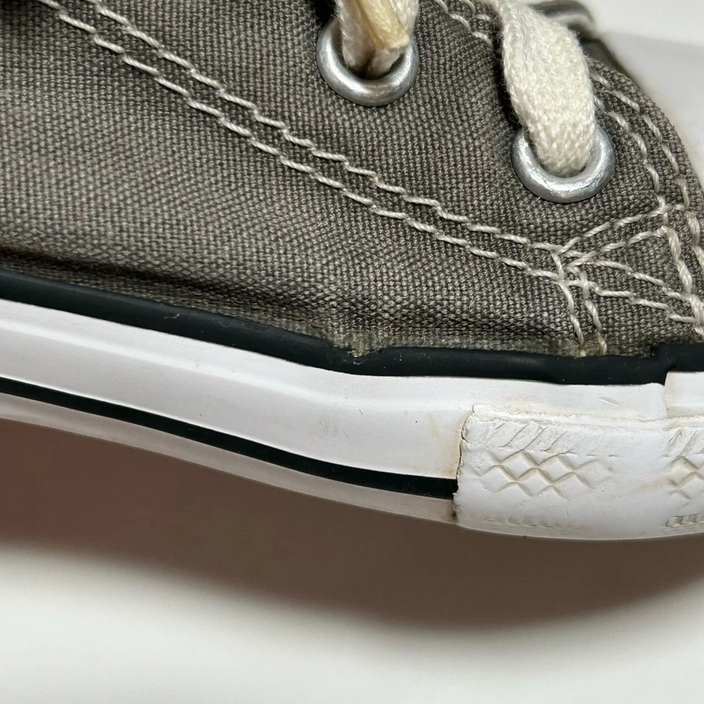 Converse brand size