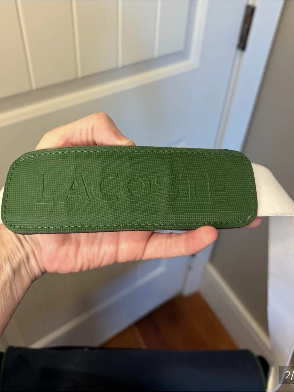 Lacoste sleek messenger