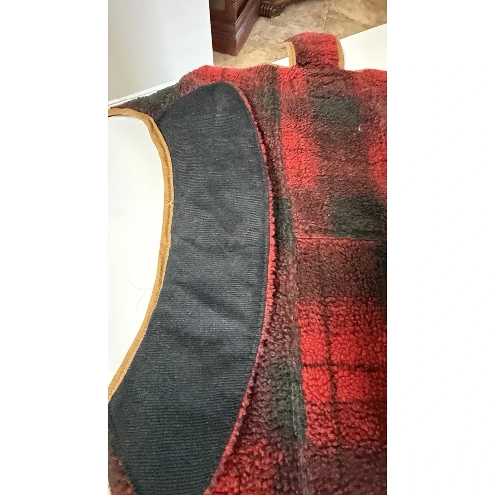 N/A carhartt dog
