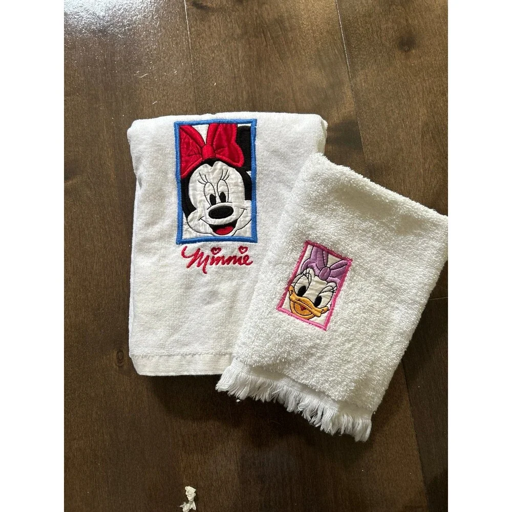 Disney Minnie Mouse & Daisy Duck Embroidered Childs towel set Vintage