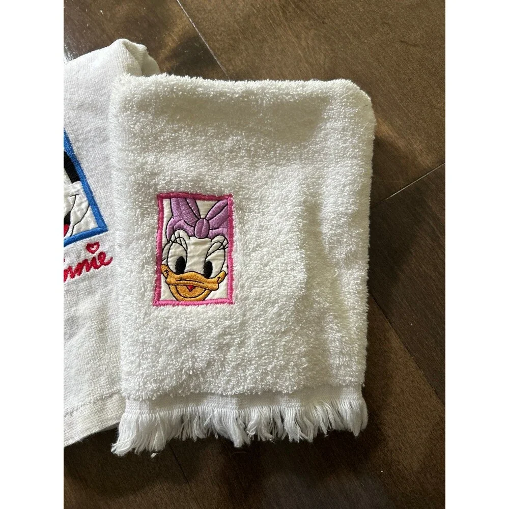 Disney Minnie Mouse & Daisy Duck Embroidered Childs towel set Vintage
