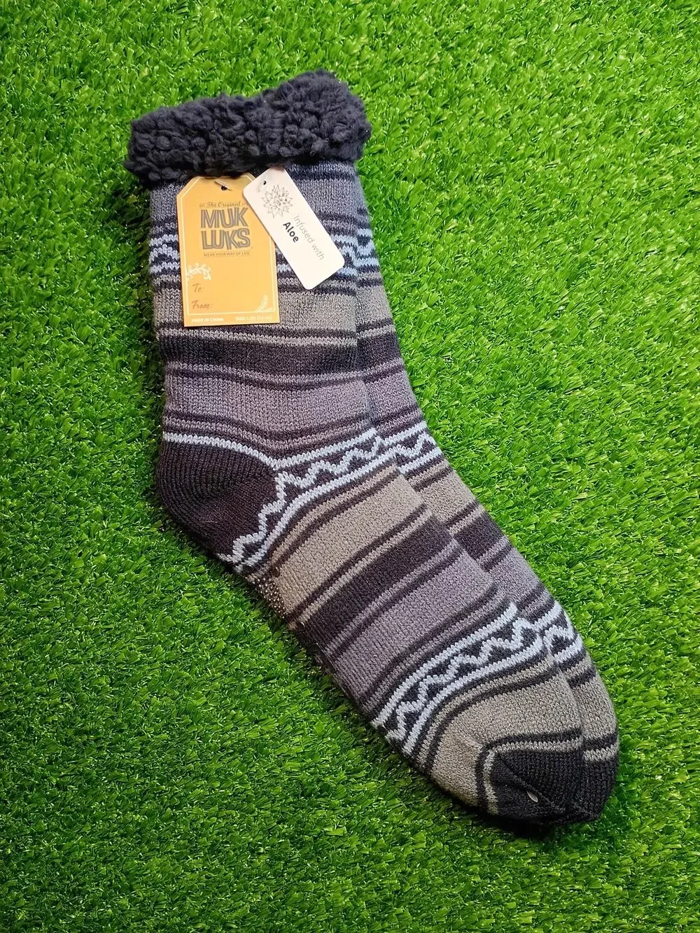 Muk Luks Aloe Infused Striped Cabin Socks NWT