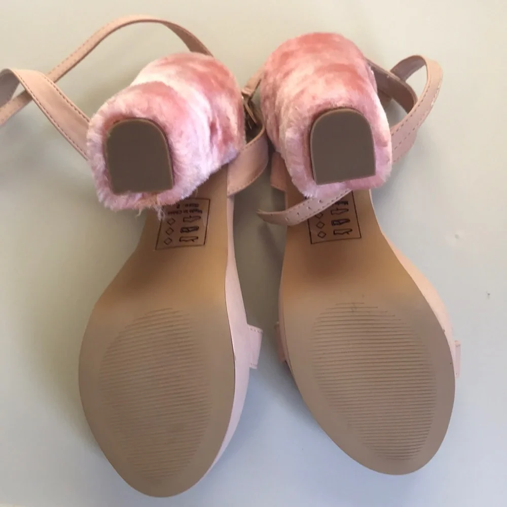 SHOE REPUBLIC LA TEDDY HEEL PINK SIZE 8